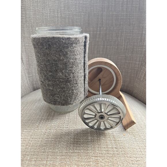 BUCKET Portland French Press Coffee Maker, One 20 Oz Cup Included, Made In USA - Picture 2 of 9